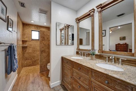 2147 Montpeliar, Weston, FL 33326 photo 29