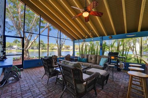 2147 Montpeliar, Weston, FL 33326 photo 42