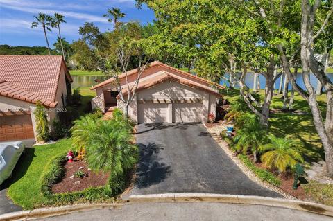 2147 Montpeliar, Weston, FL 33326 photo 1