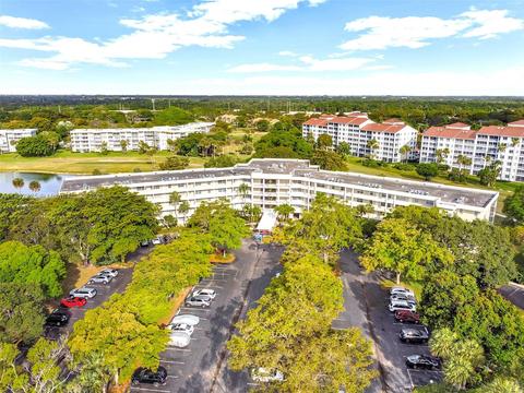805 Cypress Blvd #203, Pompano Beach, FL 33069