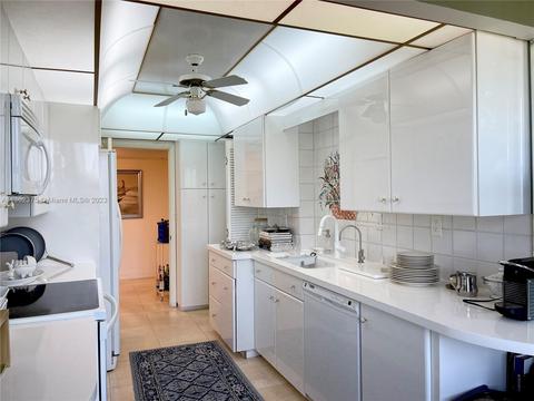 Undisclosed, Key Biscayne, FL 33149 photo 6