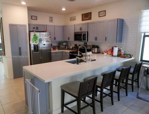 9357 W 33rd Ln, Hialeah, FL 33018 photo 7