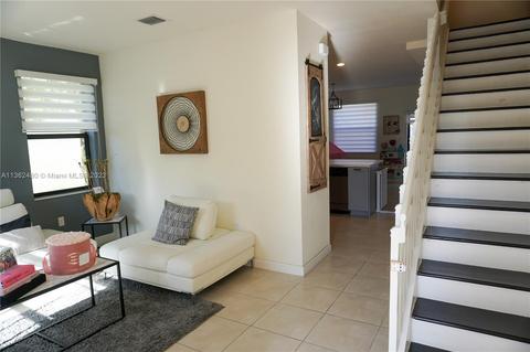 9357 W 33rd Ln, Hialeah, FL 33018 photo 3