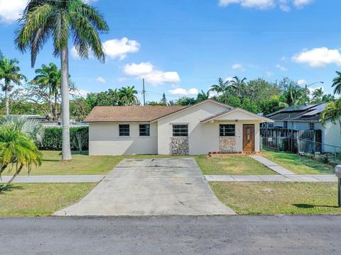 131 NE 17th St, Homestead, FL 33030