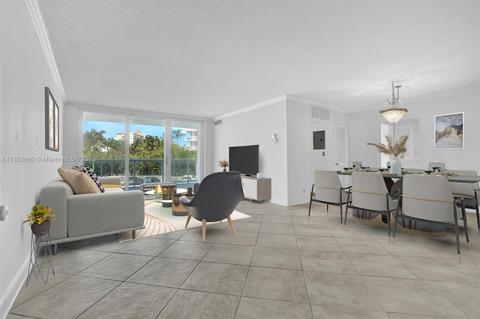 2715 N Ocean Blvd #2F, Fort Lauderdale, FL 33308