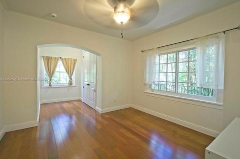 832 Majorca Ave, Coral Gables, FL 33134 photo 10
