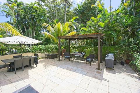 832 Majorca Ave, Coral Gables, FL 33134 photo 12