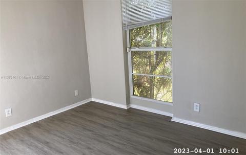 2205 E River Dr, Margate, FL 33063 photo 9