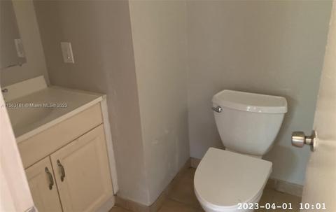 2205 E River Dr, Margate, FL 33063 photo 8