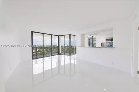 2000 Towerside Ter #1901, Miami, FL 33138