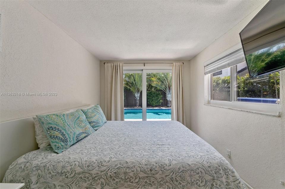  2400 Barbara Dr, Fort Lauderdale, FL 33316 photo 25