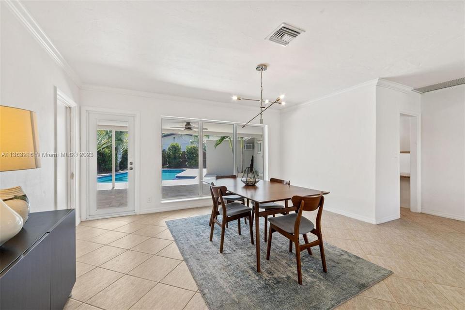  2400 Barbara Dr, Fort Lauderdale, FL 33316 photo 10
