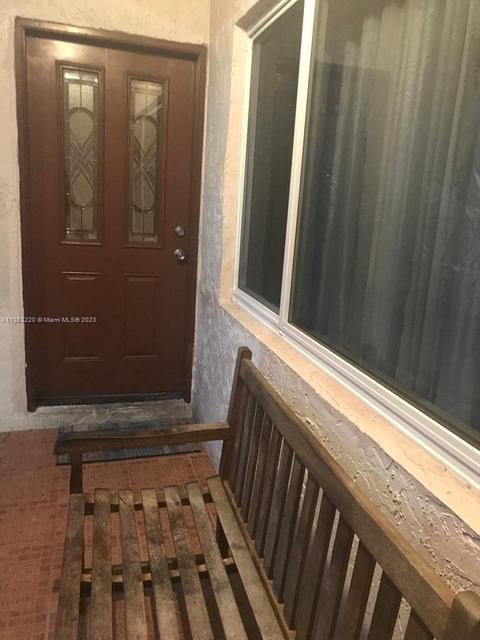 15115 NE 6th Ave #32, Miami, FL 33162