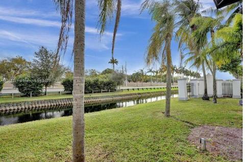 4665 NW 97th Ct #24, Doral, FL 33178