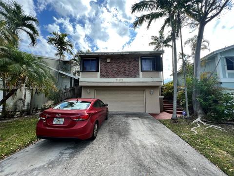 21813 SW 98th Pl, Cutler Bay, FL 33190