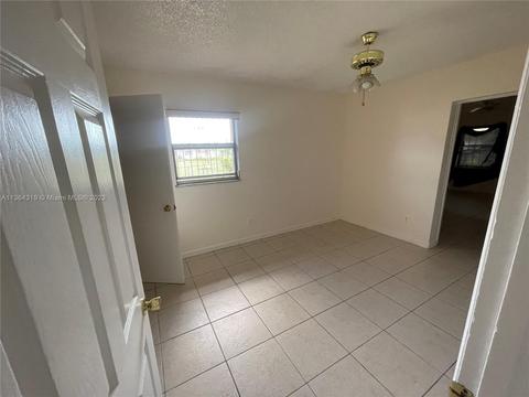 2703 Langston Dr, Fort Pierce, FL 34946