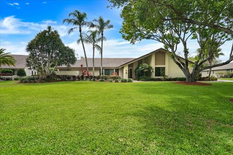 7920 N Redwood Ln, Parkland, FL 33067