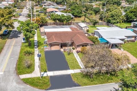 4419 W Park Rd, Hollywood, FL 33021