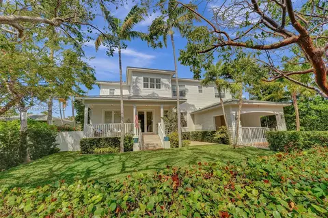 290 Ridgewood Rd, Key Biscayne, FL 33149