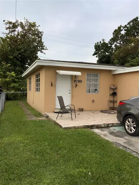 9780 Jamaica Dr, Cutler Bay, FL 33189