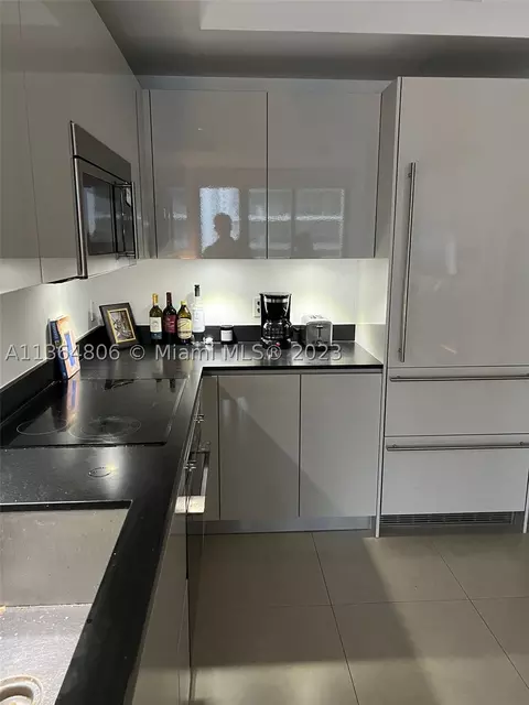 1010 Brickell Ave #2010, Miami, FL 33131