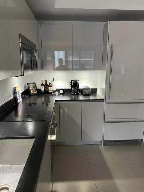 1010 Brickell Ave #2010, Miami, FL 33131