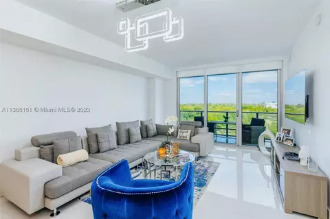 16385 Biscayne Blvd #603, North Miami Beach, FL 33160