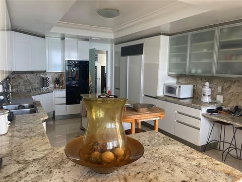 Undisclosed, Key Biscayne, FL 33149 photo 17