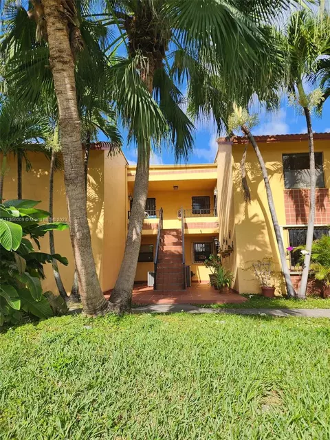 10875 NW 7th St #23-36, Miami, FL 33172