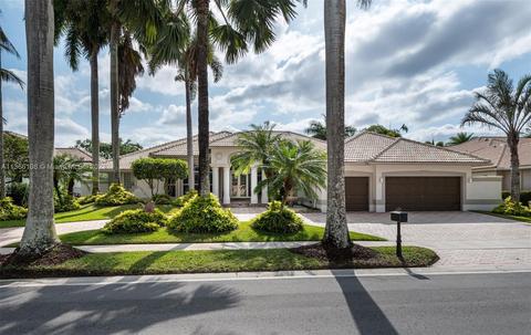 2493 Poinciana Dr, Weston, FL 33327