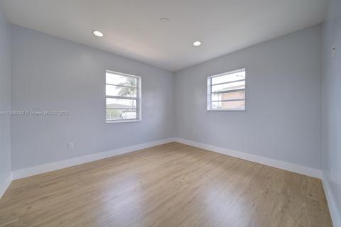 980 E 45th St, Hialeah, FL 33013 photo 11