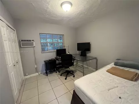 Undisclosed, Miami, FL 33142