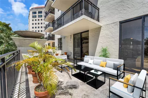 888 S Douglas Rd #202, Coral Gables, FL 33134