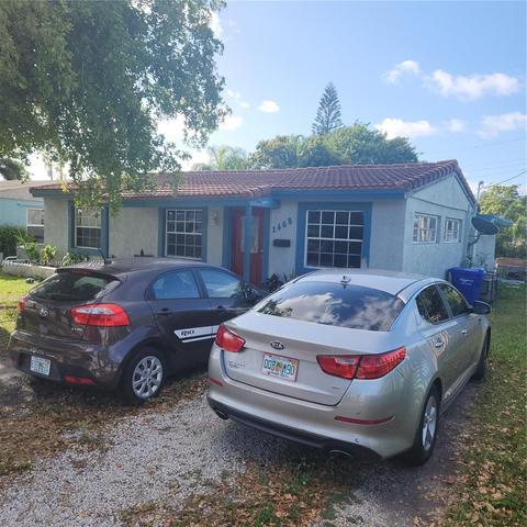 2468 Mayo St, Hollywood, FL 33020
