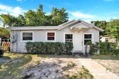 120 NE 70th St, Miami, FL 33138