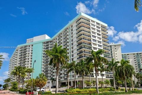 3725 S Ocean Dr #424, Hollywood, FL 33019