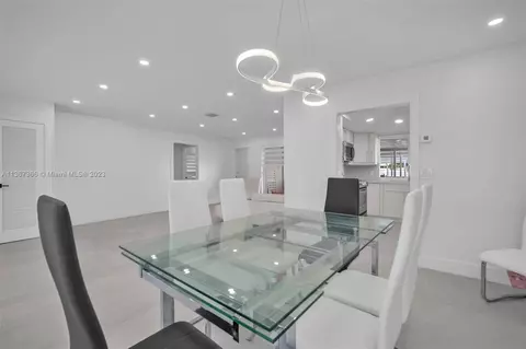 1718 N 46th Ave, Hollywood, FL 33021