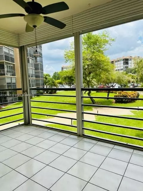 1300 Saint Charles Pl #202, Pembroke Pines, FL 33026