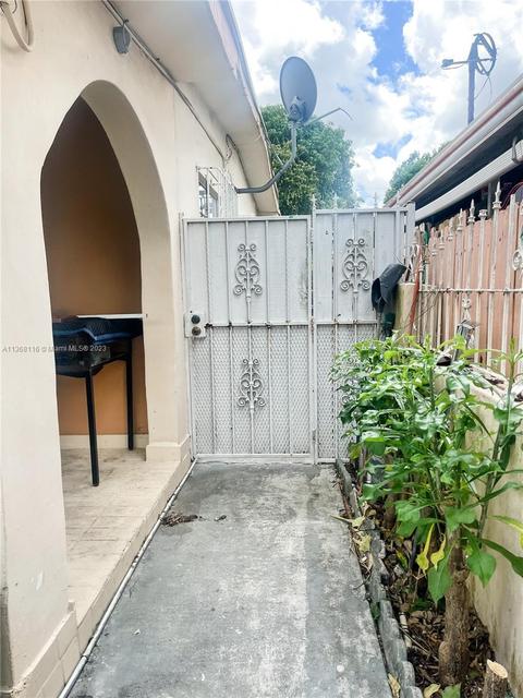 510 E 24th St, Hialeah, FL 33013 photo 3