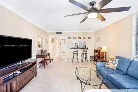 777 S Federal Hwy #K101, Pompano Beach, FL 33062
