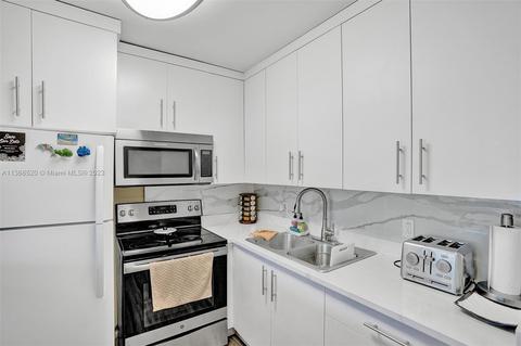 238 Tilford L #238, Deerfield Beach, FL 33442