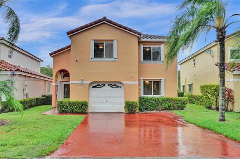 1051 SE 6th Ave, Dania Beach, FL 33004
