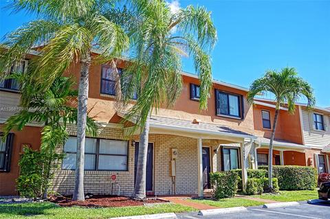 10587 NW 8th St #10587, Pembroke Pines, FL 33026