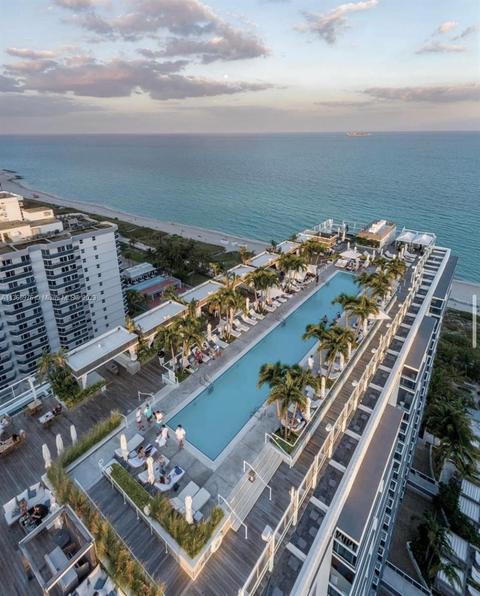 2301 Collins Ave #1422, Miami Beach, FL 33139