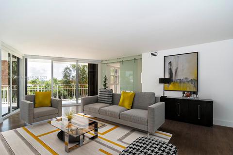 4000 Towerside Ter #310, Miami, FL 33138