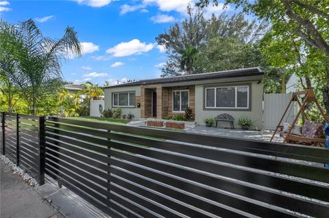 1330 Marseille Dr, Miami Beach, FL 33141