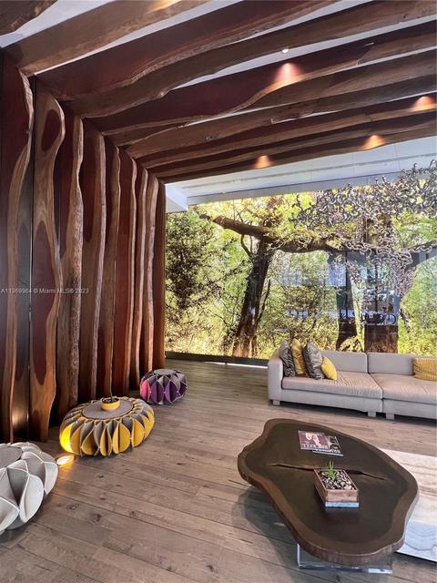 1010 Brickell Ave #4109, Miami, FL 33131