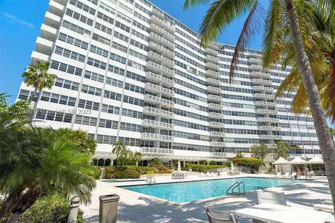 20 Island Ave #801, Miami Beach, FL 33139