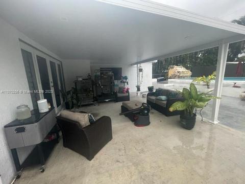 371 E 53rd St, Hialeah, FL 33013 photo 16