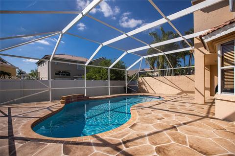 326 SW 191st Ter, Pembroke Pines, FL 33029